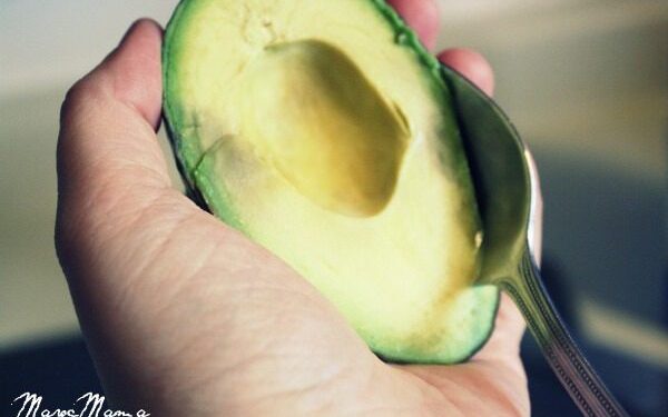 Sekmadienio burtai virtuvėje: tirštas avokadų ir migdolų kokteilis iš Maroko