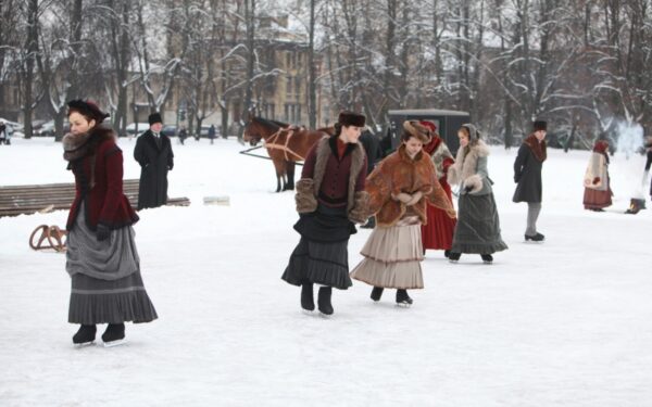 „Anos Kareninos“ filmavimui įrengta čiuožykla lieka vilniečiams