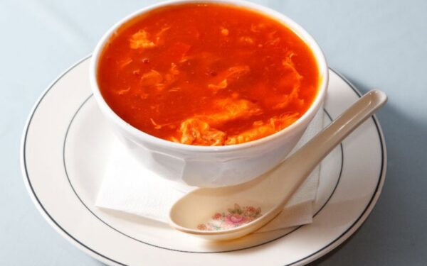Vakarienei -kinietiška pomidorų sriuba su kiaušiniais