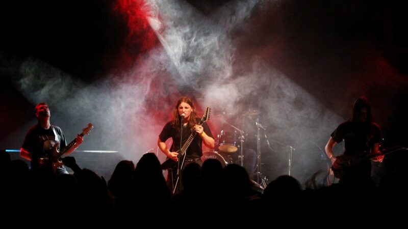 Metalistų „Voivod“ kariuomenės palyda – grupė iš Alytaus „Porfiria“