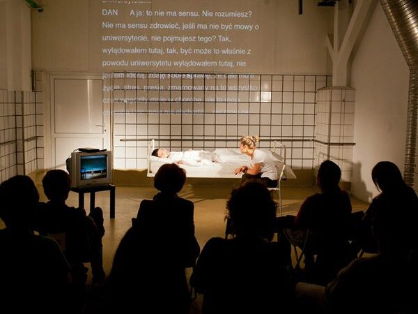 „Sirenose“ – rusų „Teatr Post“: Karas ar kova su terorizmu? Muziejus ar teatras?