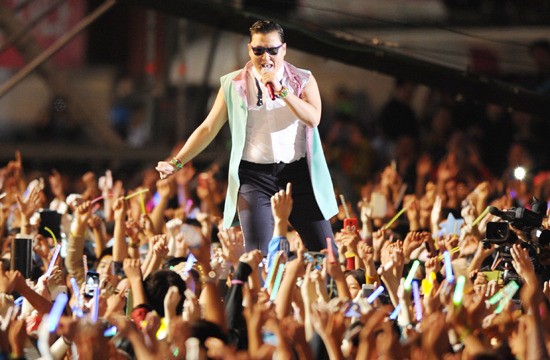 Muzikiniai pusryčiai: „Gangnam Style“ beprotybė