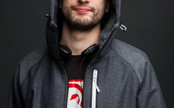 Pushaz su kolegomis muzikantais rengia labdaros koncertą