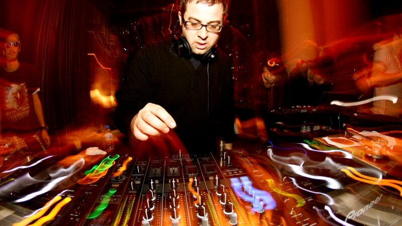 Autorinės radijo laidos startą St. Stereo pažymės šokiais „Studio 9“