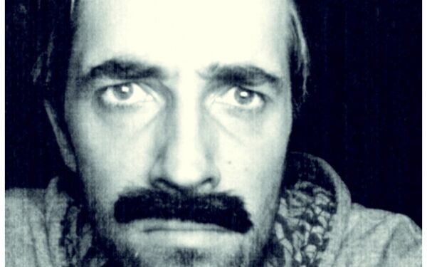 Konkurso „Augink, fotografuok ūsus ir laimėk snieglentę“ dalyvis Regimantas