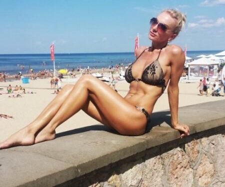 Fitneso gražuolės Renatos Kovtun santuoką sugriovė vyro pavydas