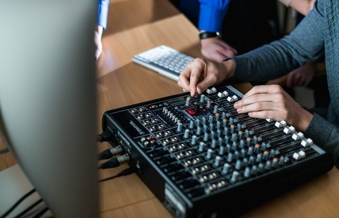 Žymus renginių organizatorius savo patirtį perduos jaunajai kartai