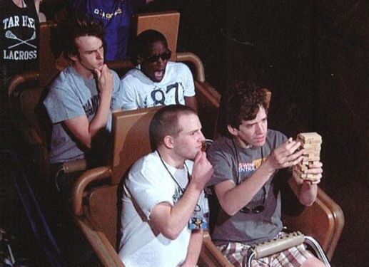 Epiniai atrakcionų momentai: pišlybos, stalo žaidimai ir „Liūtas karalius“ (foto)