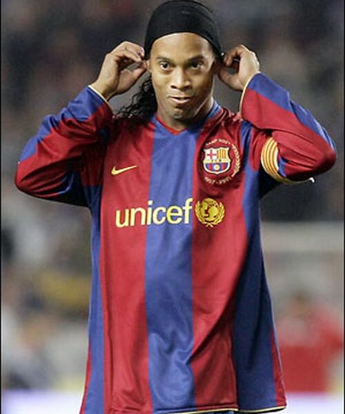 Bare besilinksminusiam Ronaldinho gresia sankcijos
