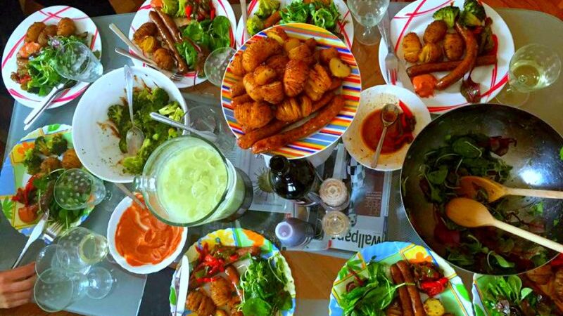 Nauja mada: gurmaniška vakarienė svečiuose pas nepažįstamus (+receptas)