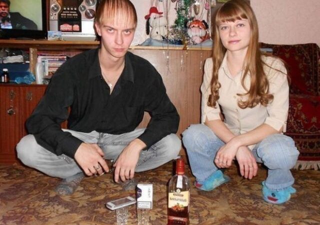 „Tupiko pasekėjai Rusijoje“ arba „Jiems nereikia kėdžių“ (foto)