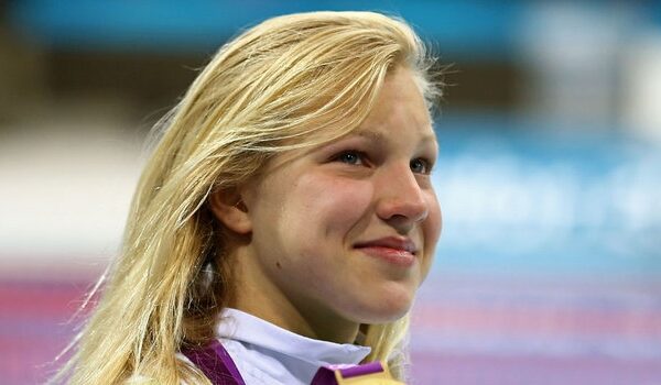 R. Meilutytė Lietuvai padovanojo auksą ir toliau gerina rekordus