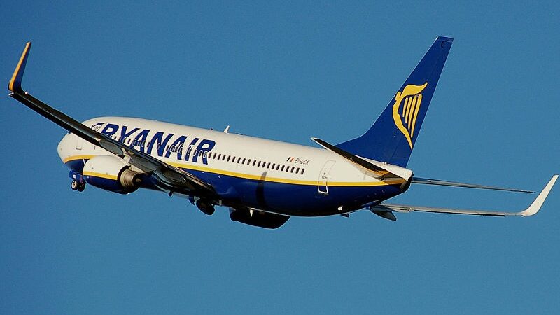 Blogos naujienos: RyanAir įveda naują 2 eurų mokestį kiekvienam bilietui!