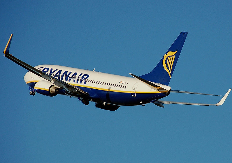 Blogos naujienos: RyanAir įveda naują 2 eurų mokestį kiekvienam bilietui!