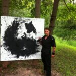 Talentingas menininkas iš Kupiškio tapybą derina su kovos menais (video)