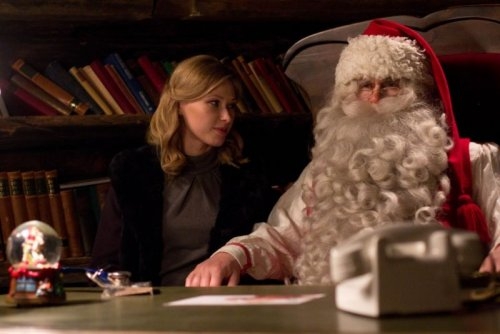 Kino pusryčiuose: tvarkingas lietuviškas filmas „Santa“ (apžvalga)