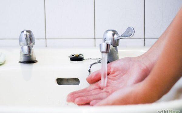 Sausos rankų odos priežiūra pavasarį