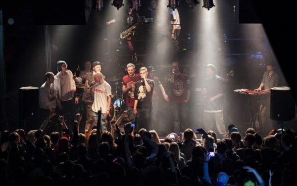 „Senojoje mokykloje“ – greitakalbis reperis iš Nyderlandų