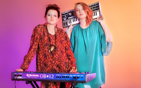 Muzikiniuose pusryčiuose – lietuvaičių „Shamanna Bug“ odė ilgiems savojo aš ieškojimams