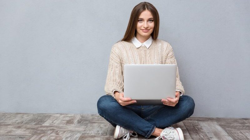 Atviros universitetinės studijos internete: patogus būdas tobulėti