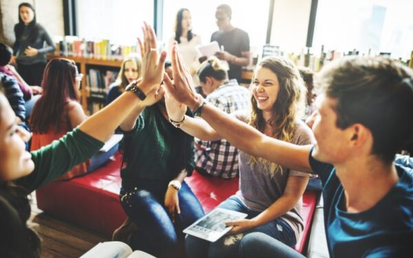 Anglų kalbos kursai – siekiantiems sklandžiai kalbėti angliškai