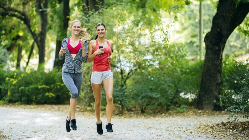 Sportuodami vasarą, atidėkite rekordus rudeniui