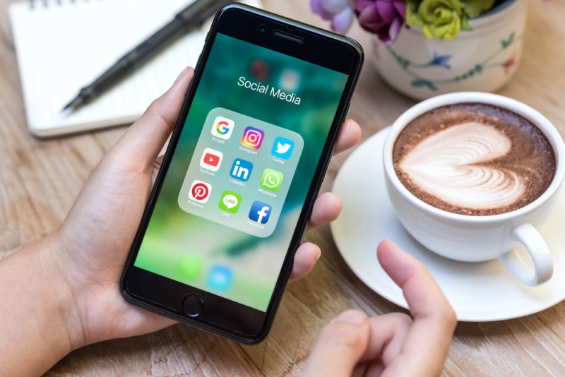 Specialistės patarimai: kaip išnaudoti socialines paskyras savo sėkmei pasiekti?