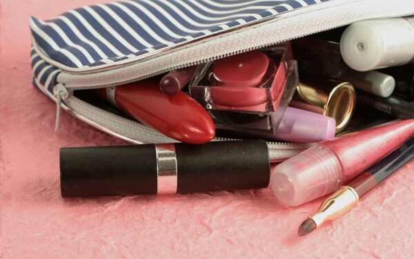 Kaip tausoti grožį keliaujant?