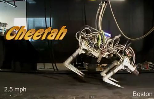 Keturkojis robotas pagerino greičio rekordą (Video)