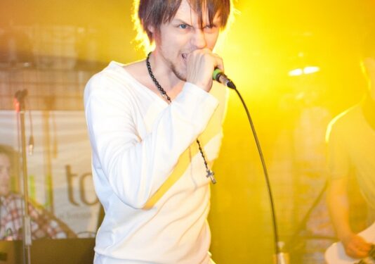 Debiutuojančios ir gerai žinomos grupės ketvirtajame „Barcode“ koncerte (Foto)