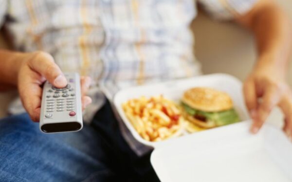 „Bulvės ant sofos“ karta – XXI a. realybė ar tragedija?