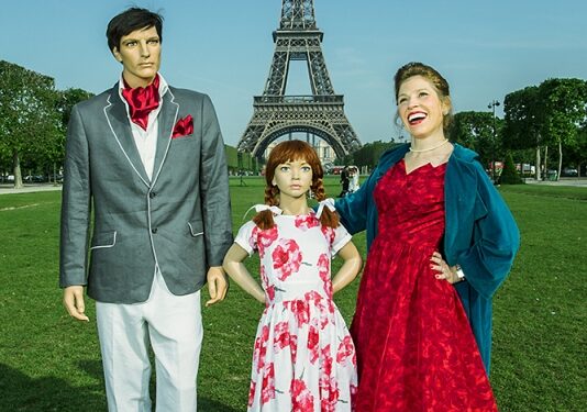 Tobulas šeimyninis gyvenimas su… plastmasiniais manekenais! (foto)