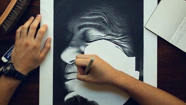 Kruopštus menininkas nupiešė tėvą iš 3,2 mln. taškelių (Foto)