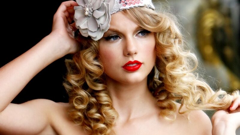 Keturios iš penkių daugiausia uždirbančių jaunų žvaigždžių –  moterys (foto)