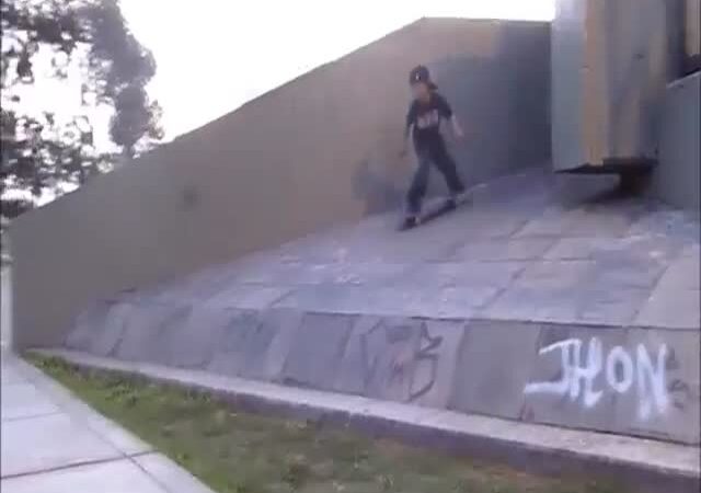 Neįtikėtinas talentas: 5-metis riedlentės genijus (video)