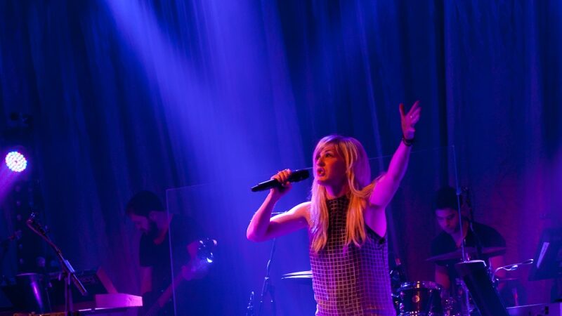 Anšlaginis atlikėjos Ellie Goulding koncertas kilnojo „Lofto“ stogą (foto)