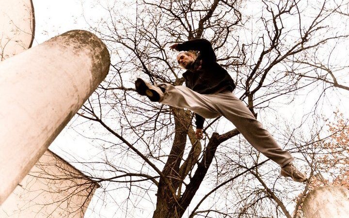 Parkūrininkas Tomas apie judesio filosofiją mieste (interviu)