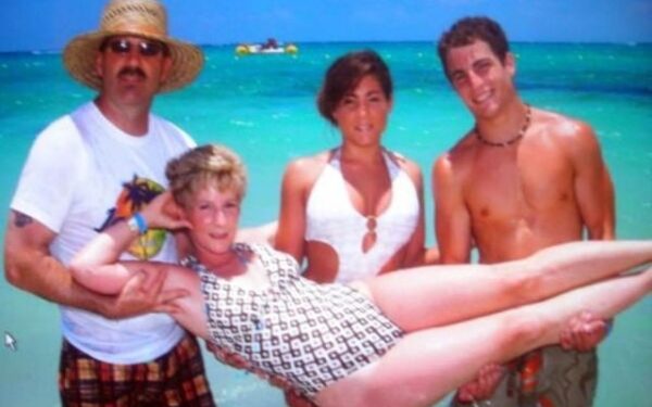 Kas per velnias? Keisčiausios šeimos atostogų nuotraukos (II dalis, foto)