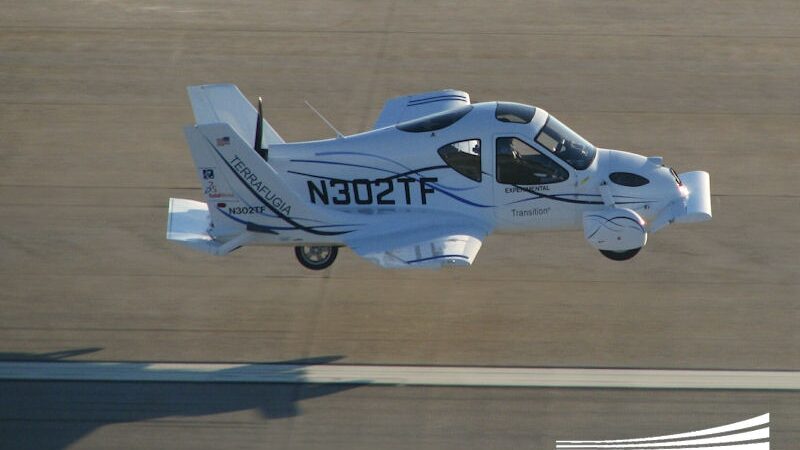 Skraidantis automobilis „Transition“ gavo leidimą važinėti gatvėmis