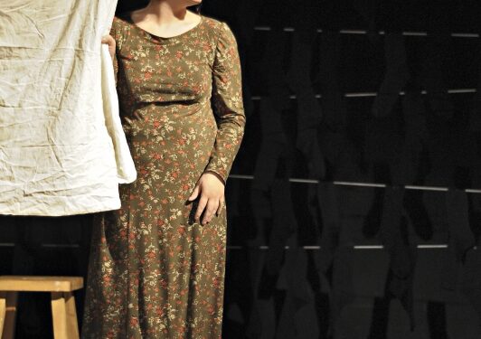 Spektaklis skirtas visuotinės „16 dienų be smurto prieš moteris“ akcijai