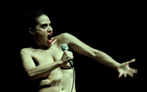 Tarptautinį teatro festivalį „TYLOS!“ atidarys nuoga ir politiškai nekorektiška „La Merda“ su ženklu N18