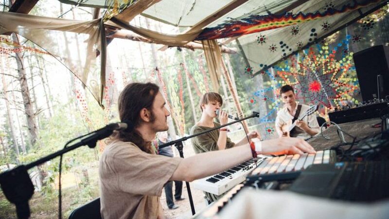 Muzikos terapija festivalyje „Masters of Calm“ – nuo elektronikos iki lietuviško folkloro