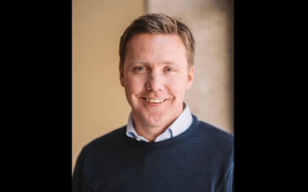 LOGIN 2014: „Y karta“ nenori nuolatinio darbo