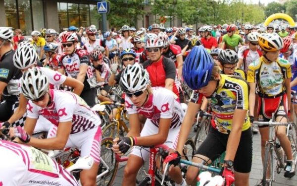 Rekordinis „Velomaratonas“ suburs  dviračių entuziastus ir šiemet