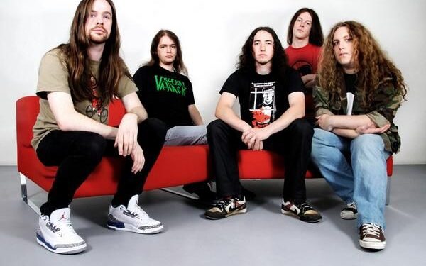 „Velnio akmenyje“ – metalo muzikos šturmas iš Britų salyno