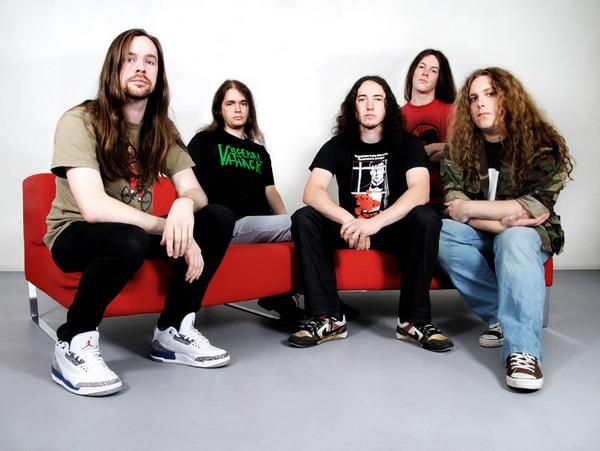 „Velnio akmenyje“ – metalo muzikos šturmas iš Britų salyno