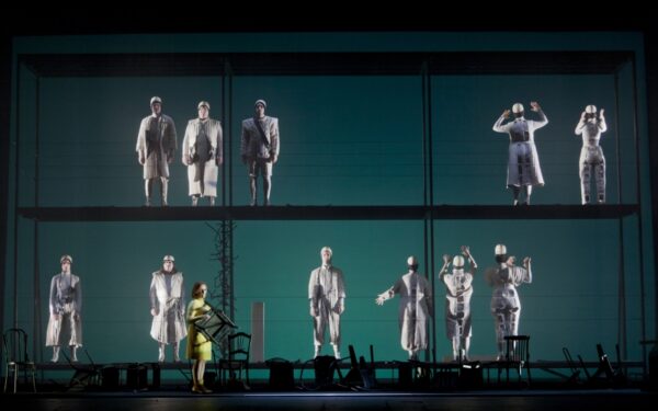 „Vaizdų teatro“ iš Danijos spektaklyje – viskas apie karą