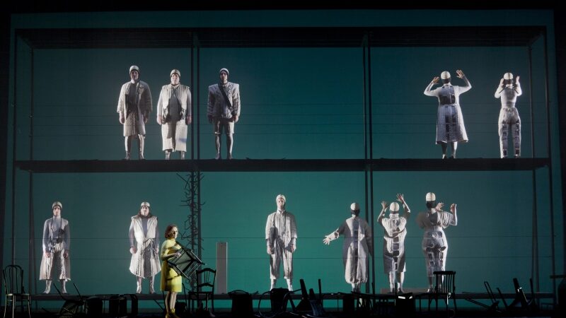 „Vaizdų teatro“ iš Danijos spektaklyje – viskas apie karą