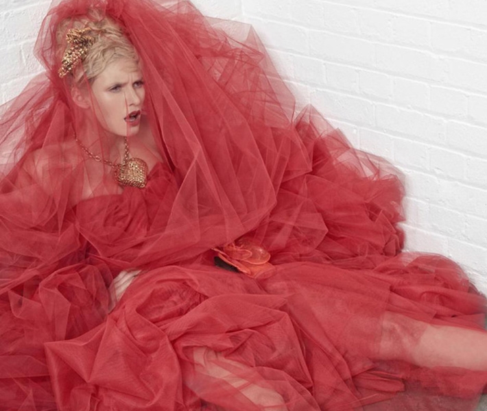 Dizainerės V. Westwood nauja vestuvinių suknelių kolekcija (foto)