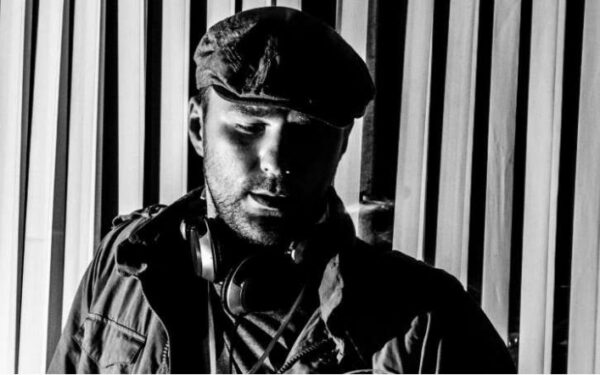 „Penktadienio DJ“ grojaraštis startuoja kartu su Dj ROADSMAN (K.U.B collective)